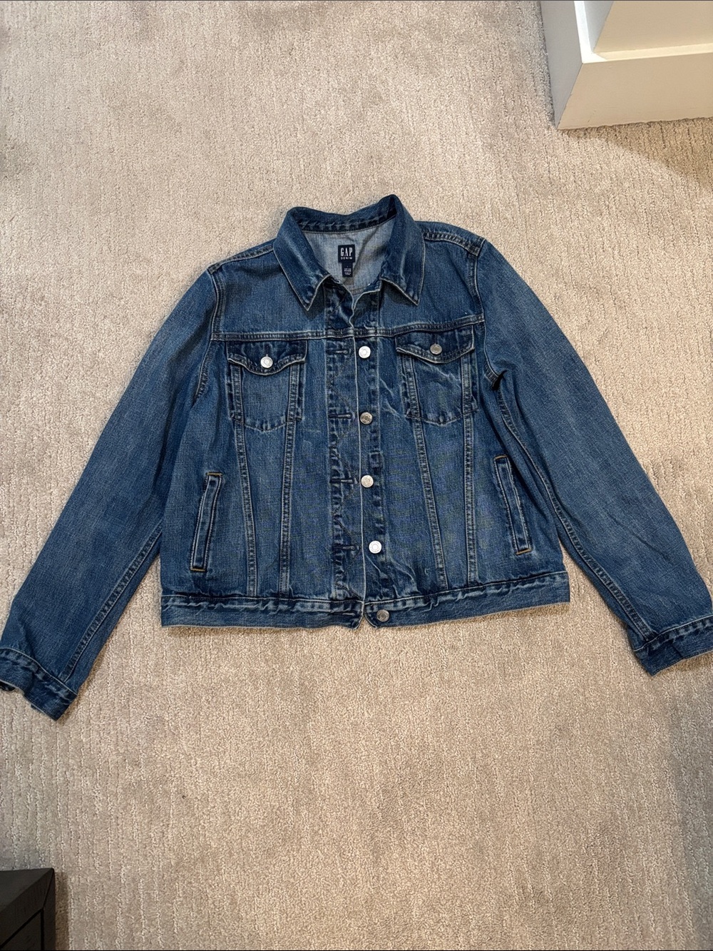 Gap jacket